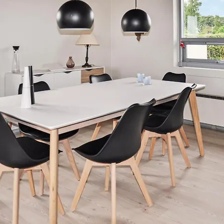 Feriehus Three-bedroom In